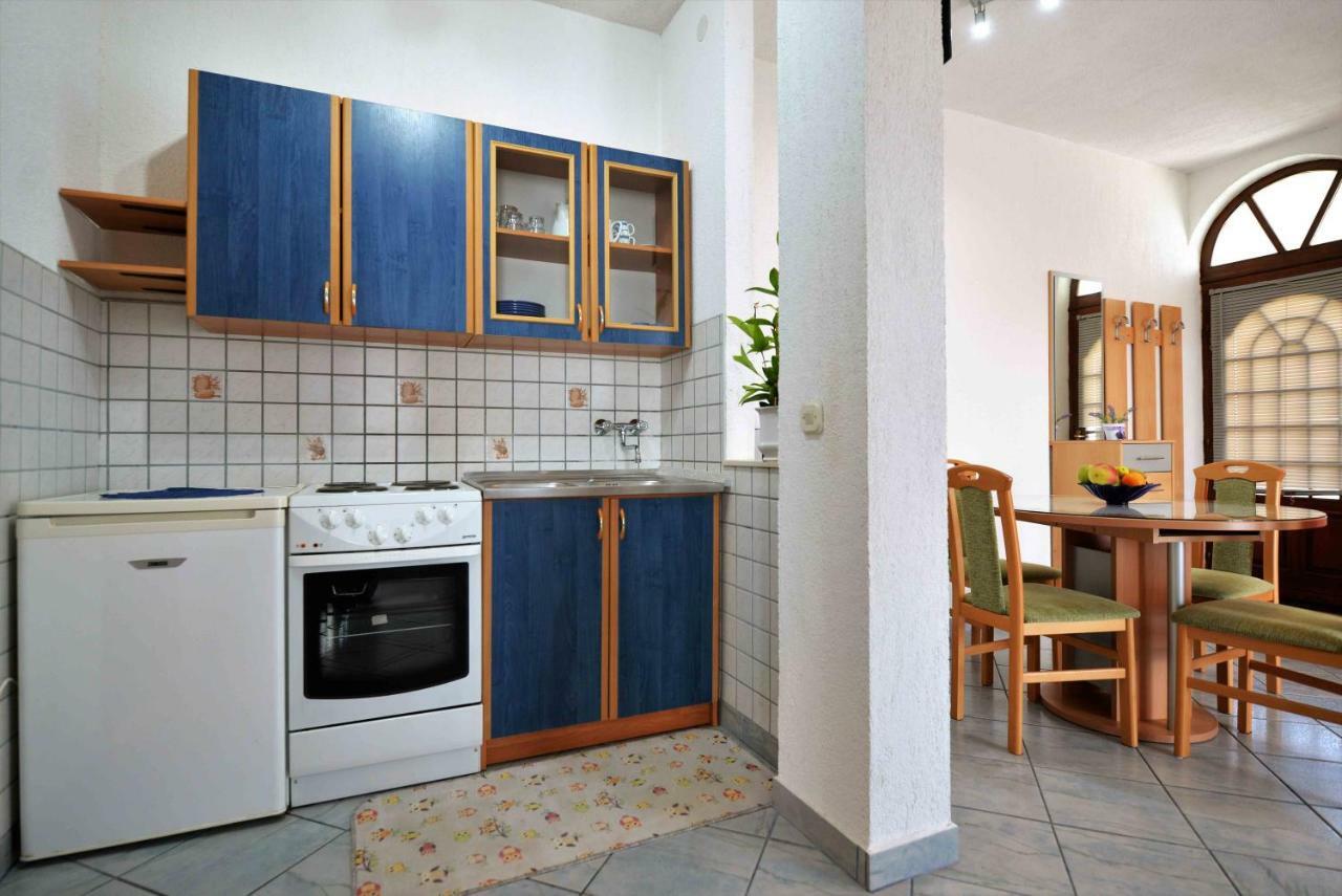 Apartment Zena Murter Exteriér fotografie