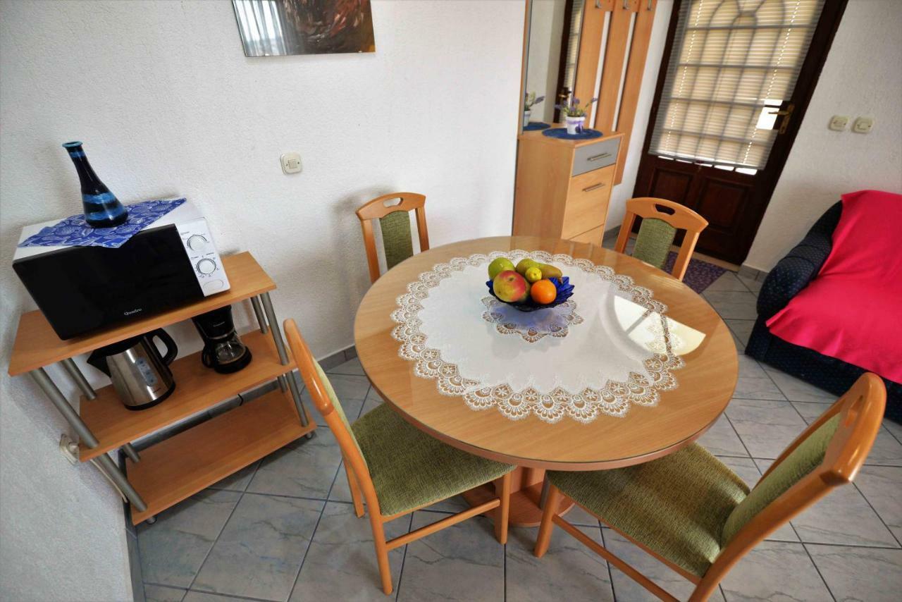 Apartment Zena Murter Exteriér fotografie